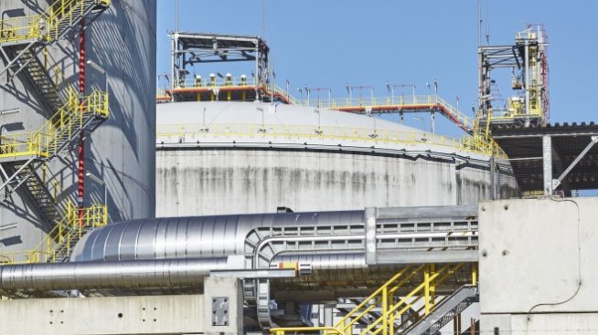 Рекордните цени на тока и газа носят още шокове за Европа 