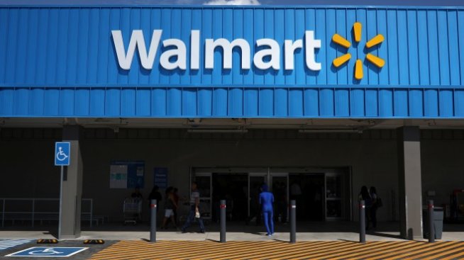 Walmart съди издателя на кредитни карти Synchrony за 800 млн. долара 