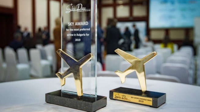 Bulgaria Air отново спечели голямата награда авиокомпания на годината на Sky Awards 2019