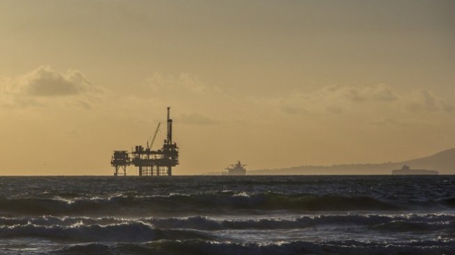 Австралия ще насърчава петролните компании да инвестират в зелени технологии