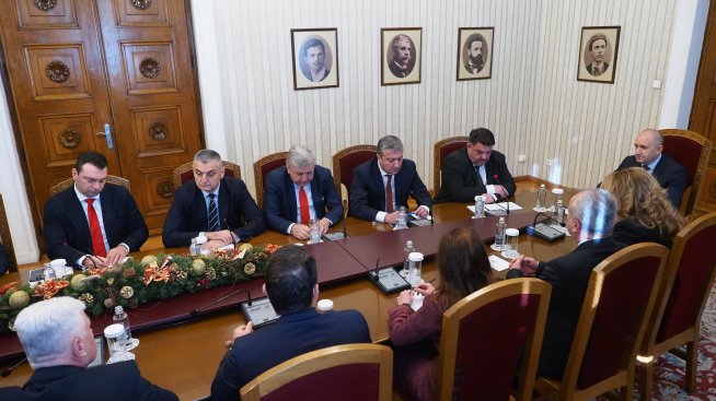 &bdquo;БСП-Обединена левица&ldquo;: Няма да участваме в разговори за правителство, парламентът е нелегитимен