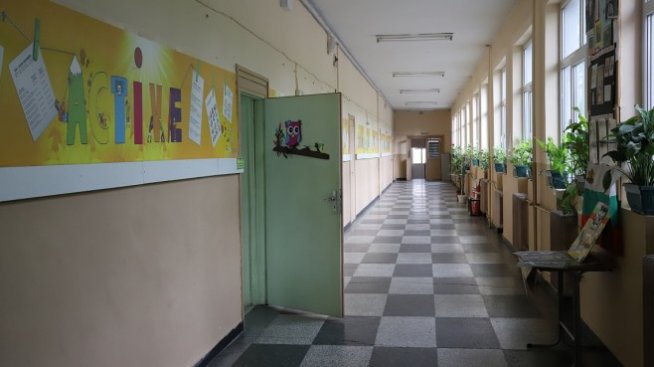 СБ: Едва 10% от новите учители в България остават трайно в системата