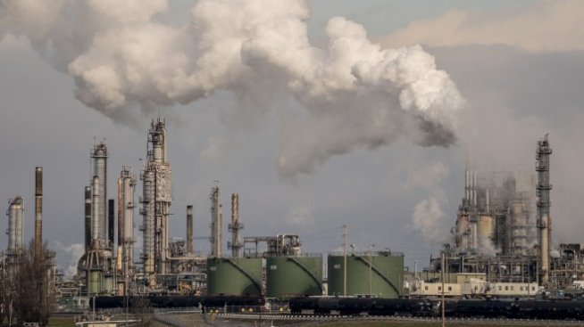 Унгария продължава да блокира петролното ембарго срещу Русия