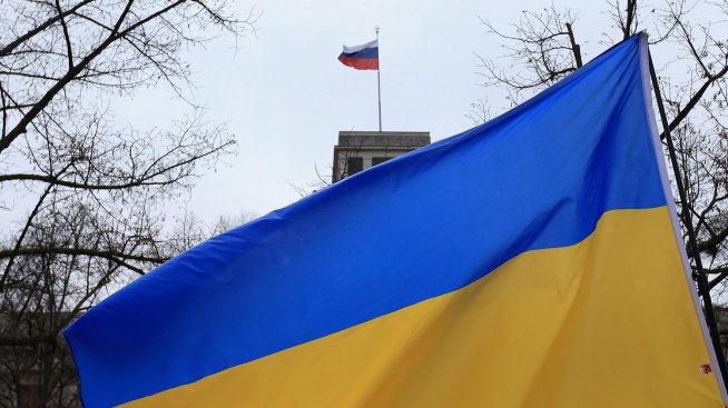 ЕС обсъжда заем от 140 млрд. евро за Украйна със замразените руски активи