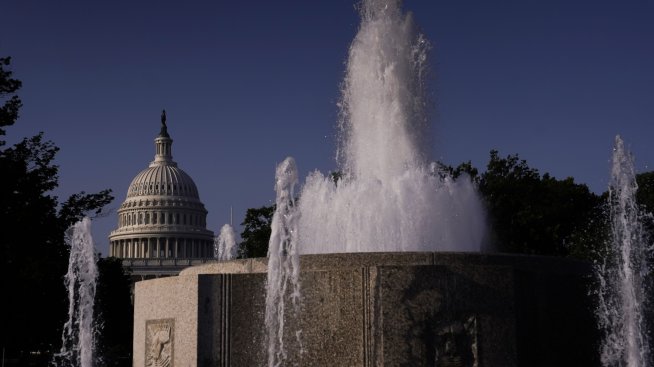 Дългът е необходим за икономическия растеж, но носи и проблеми
