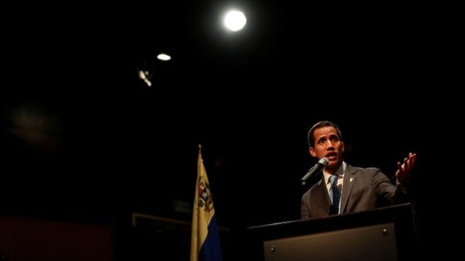 Хуан Гуайдо планира да смени ръководството на държавната петролна компания PDVSA