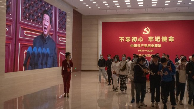 Демократичната бъркотия във Великобритания е за предпочитане пред китайския авторитарен модел