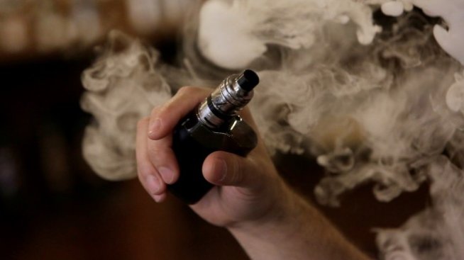 Alibaba спира продажбата на компоненти за електронни цигари