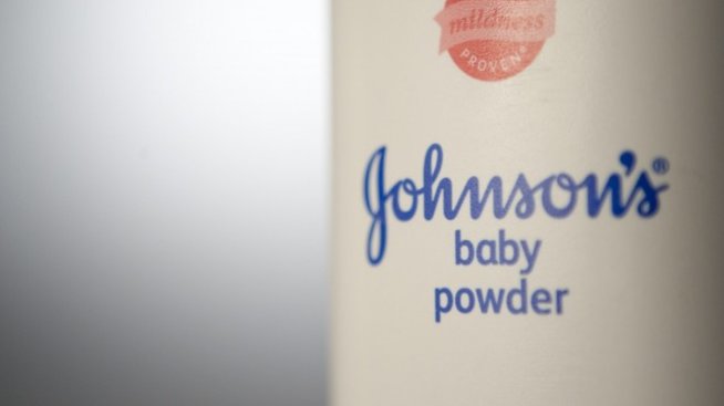 Johnson & Johnson спира продажбите на спорна детска пудра в Северна Америка