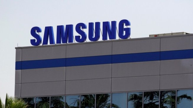 Арестуваха още трима директори на Samsung Electronics