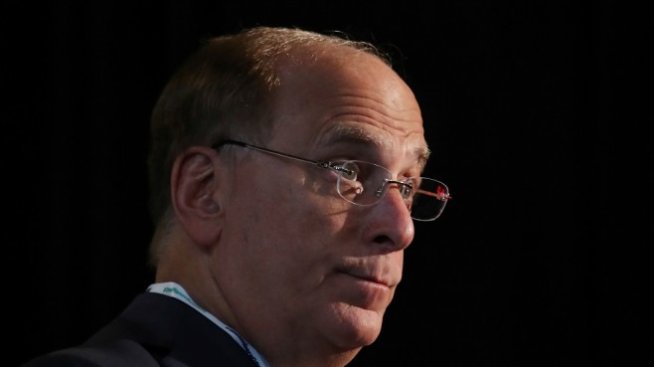 Шефът на Blackrock: Капитализмът стигна твърде далече