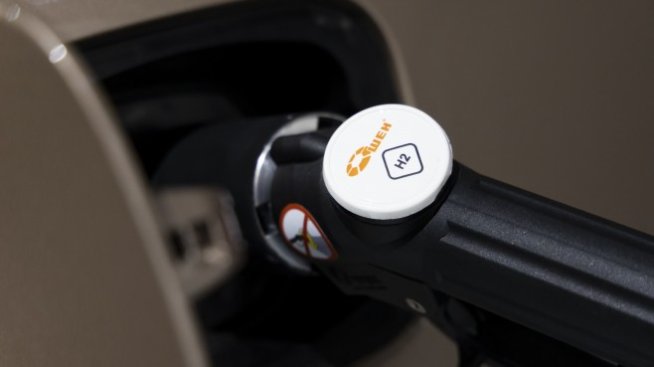 Въпреки потенциала водородът остава в сянката на батериите при мобилността