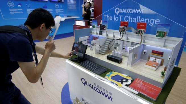 Патентната война между Qualcomm и Apple се изостря