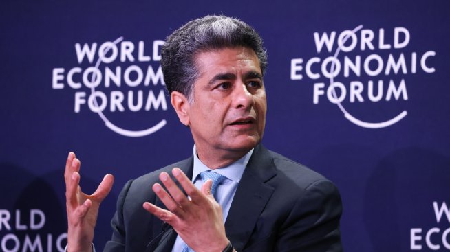 Пунит Ренджен ще замени Хасо Платнер начело на SAP 