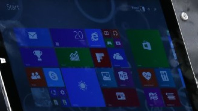 Microsoft планира да замени марката Surface с Lumia