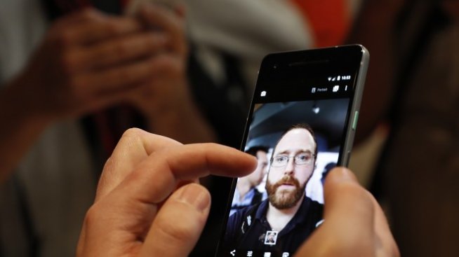 Новите телефони Pixel на Google &ndash; пипни ме тук, и тук...