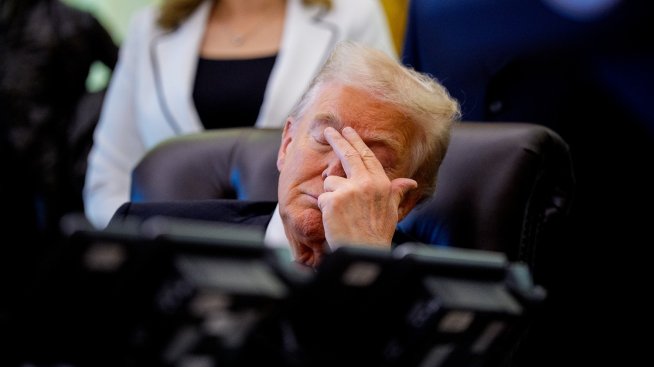 Общественото мнение в САЩ показва, че Тръмп се откъсва от действителността