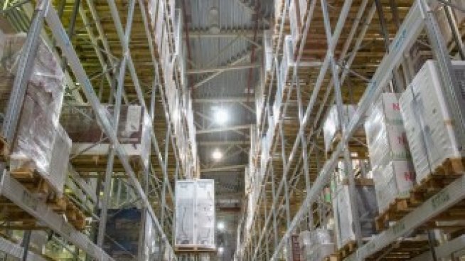 Инвеститори в жилища и офиси у нас поглеждат към складовете