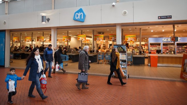 От супермаркетите до полицията: как AI променя трудовия пазар в Нидерландия