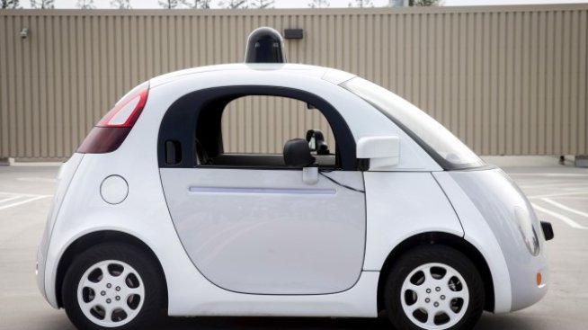 Автономните коли на Google с първи инцидент