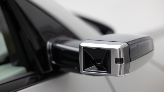 Apple повежда атаката за разрушаването на автомобилната пирамида на доставките