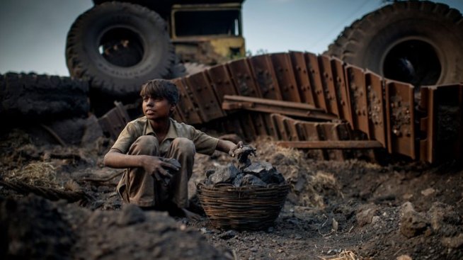 Пандемията задълбочава проблемите с принудителния детски труд в Индия