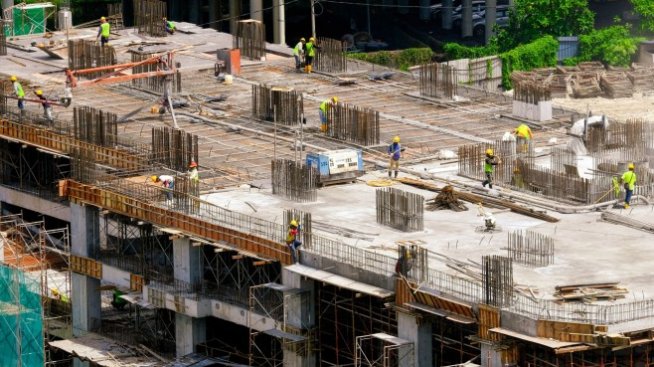 Активността в британския строителен сектор нарасна най-слабо от септември