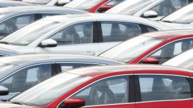 Продажбите на автомобили в Китай спадат с 92% през февруари