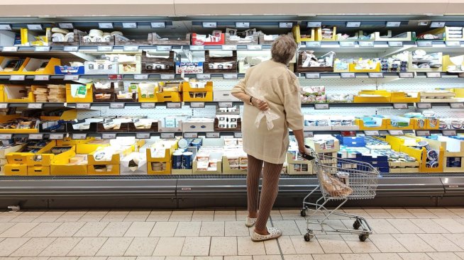 Цените от малката кошница са намалели с 0,5% за месец през май