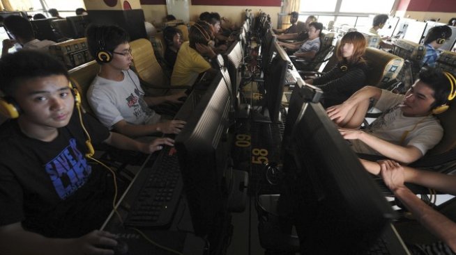 Софтуер разкрива платените форумни писачи