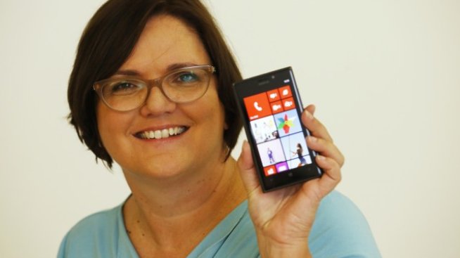 Lumia 925 – по-тънкият и лек модел на водещия смартфон на Nokia