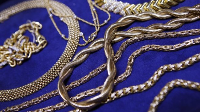 Производителят на бижута Pandora отчете 37% ръст на печалбата