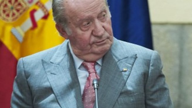 Изгнанието на Хуан Карлос сочи конституционните пукнатини в съвременна Испания