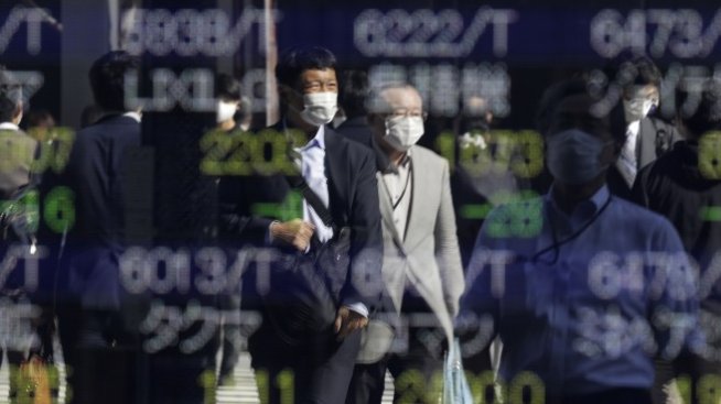 Оптимизмът на азиатските борси надделява над притесненията около изборите в САЩ