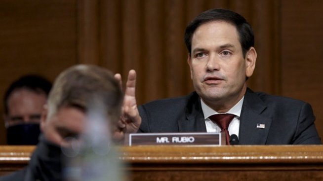 Републиканците внимателно се дистанцират от Тръмп