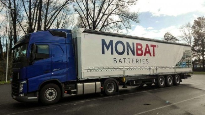 Приходите на "Монбат" нарастват с 26% през февруари