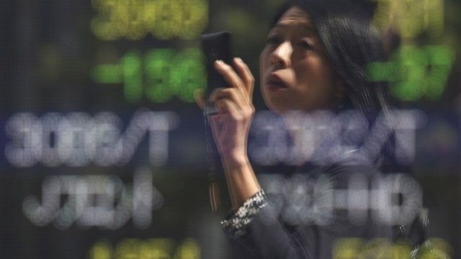 Японският индекс Nikkei записа 9% ръст за 2015 г.