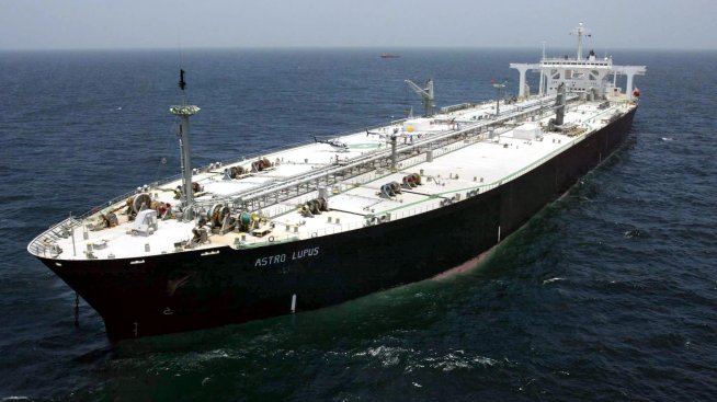 Черният пазар на петрол ще продължи да процъфтява