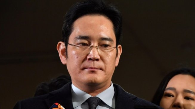 Нова заповед за арест грози лидера на Samsung Electronics