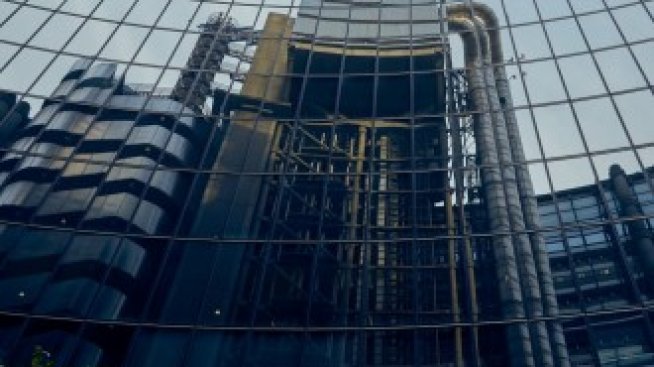 Собственикът на Paradise Center и Serdika Center продаде румънските си офиси на израелци