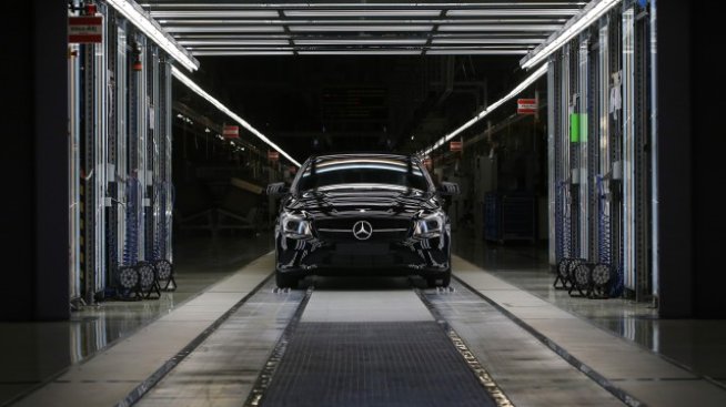 Mercedes преговаря с Nissan за сформирането на съвместно дружество