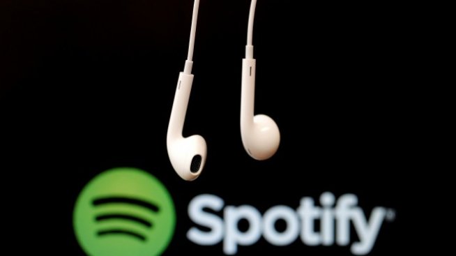 Apple отвръща на Spotify