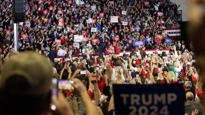 Американците имат по-голямо доверие в Тръмп за икономиката