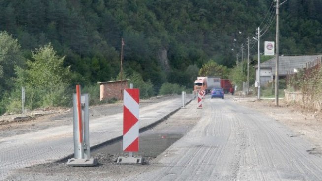 Отворени са офертите за проектирането на ремонта на 70 км пътища