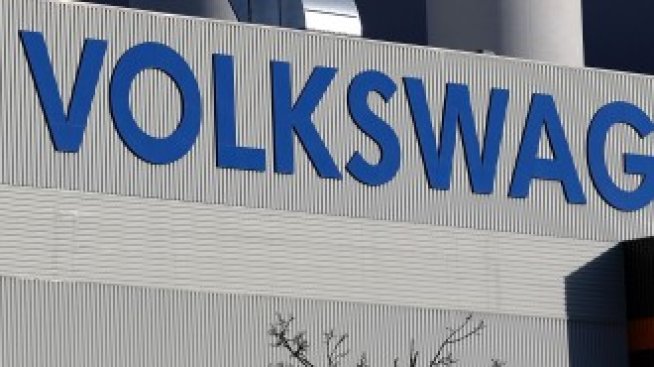Печалбата на VW расте, докато останалият автомобилен пазар се свива