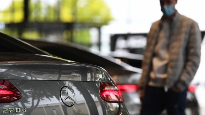 BMW и Mercedes продават бизнеса си за споделяне на автомобили на Stellantis