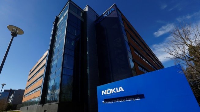 Nokia очаква тласък на приходите от патентно решение на съда