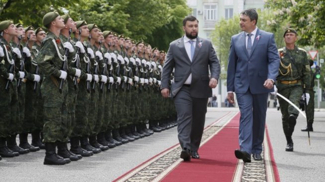 Сепаратистите в Източна Украйна официално поискаха помощ от Путин
