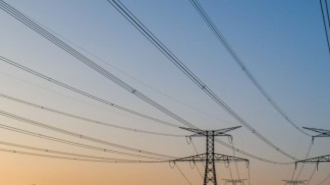 Правителството на Макрон даде обещание за цените на енергията преди изборите