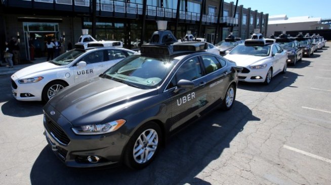 Автономните коли на Uber "не виждат" велосипедистите
